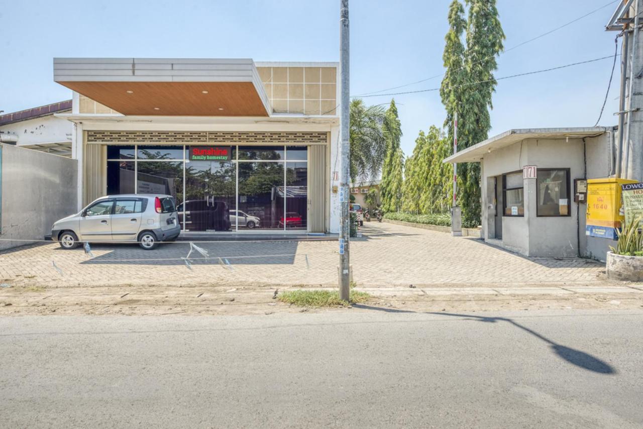 Hotel Reddoorz Syariah Near Terminal 1 Juanda Airport Brebek Exterior foto
